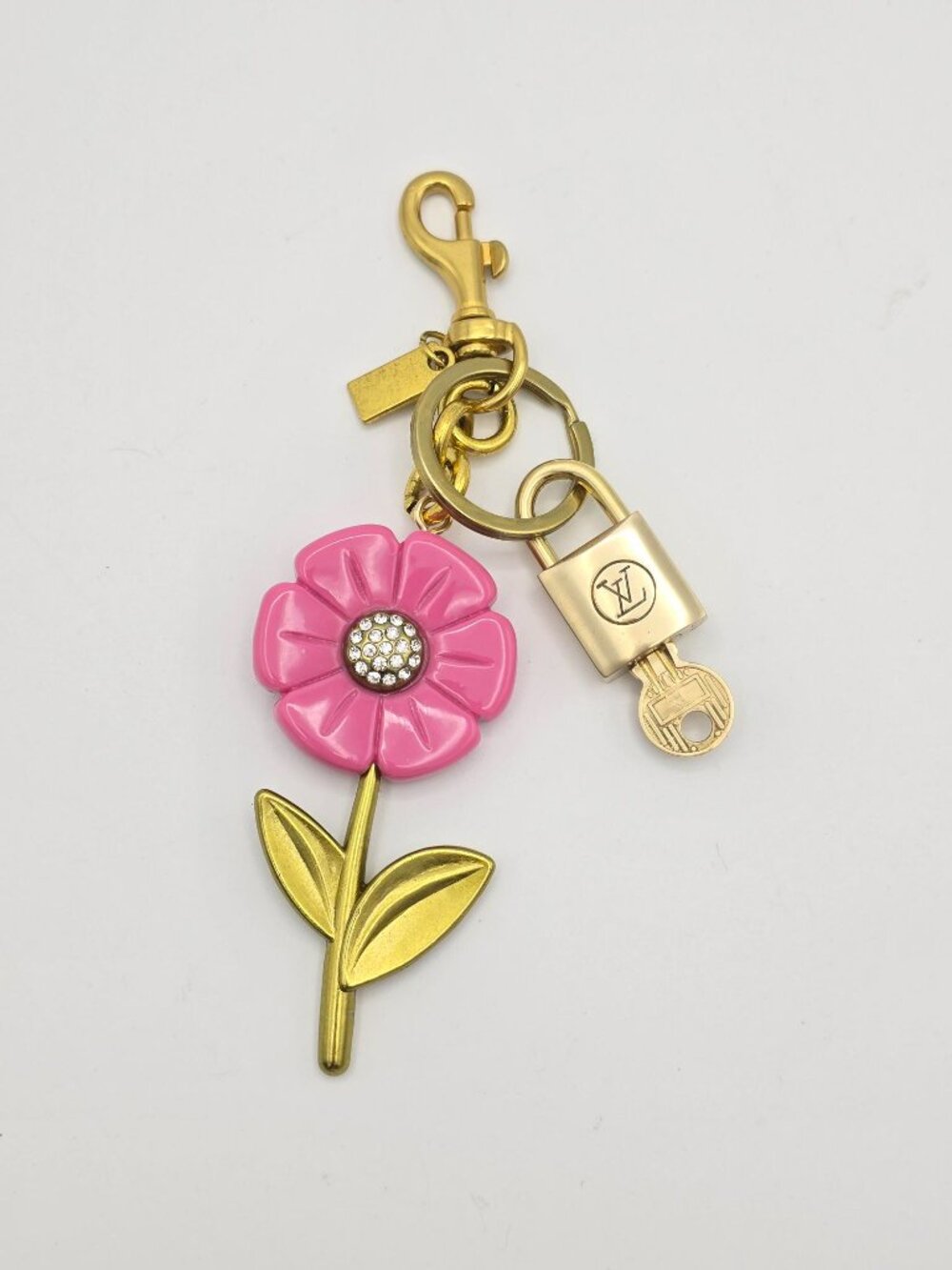 Authentic Louis Vuitton Gold Padlock 🔒 Key Set w/ Unbranded Flower Bag Charm - Picture 5 of 9